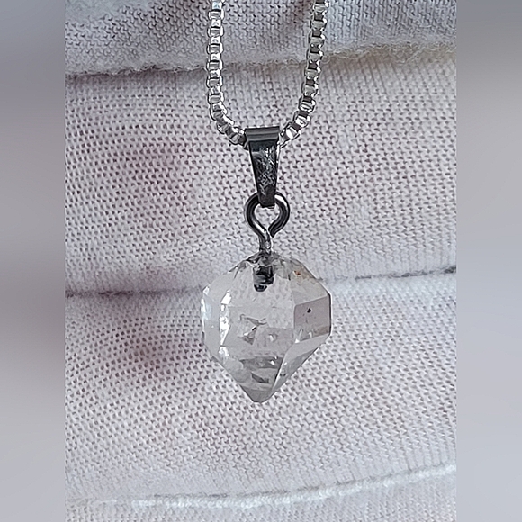 Herkimer Diamond Pendant 💎 ✨️ Natural High Quality 8.10ct VVS-SI - Picture 4 of 9